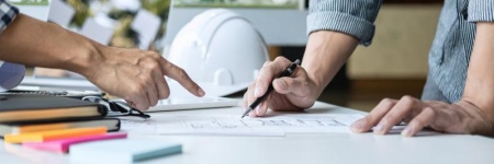 Les normes incontournables pour la construction de b&acirc;timents professionnels