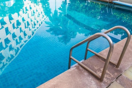 Les cl&eacute;s pour une construction de piscine r&eacute;ussie &agrave; Saint Maurice l'Exil